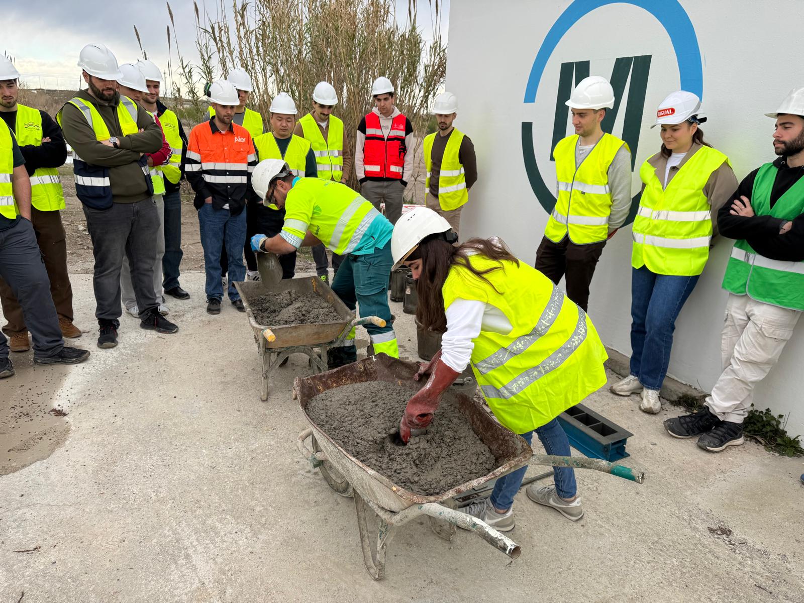 Promsa Alumnes del Màster en Enginyeria Industrial visiten les empreses Promsa ...